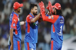 ‘ডু অর ডাই’ ম্যাচে আজ মাঠে নামছে মোস্তাফিজের দিল্লি