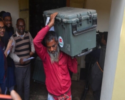 ভোটের আগের দিন ব্যালট চান ডিসি এসপিরা