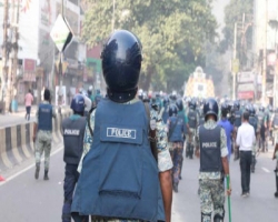 পুলিশের দখলে নয়াপল্টন