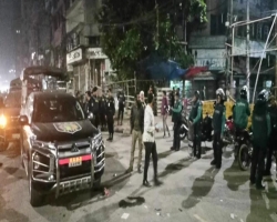  আ. লীগ পার্টি অফিসের সামনে ককটেল বিস্ফোরণ