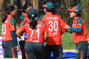 পাকিস্তানকে উড়িয়ে ফাইনালে বাংলাদেশ