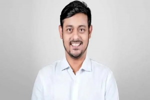 ককটেল বিস্ফোরণের ঘটনায় নাসীরুদ্দীন পাটওয়ারীকে জিজ্ঞাসা করা উচিত: পুলিশ