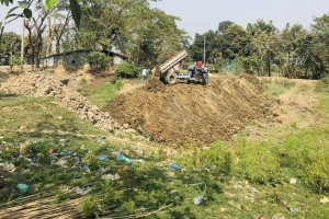 সুনামগঞ্জে বাঁধের কাজের ধীর গতি