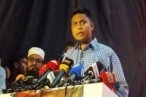 আ.লী*গ আগের মতোই শান্তিতে বসবাস করছে, এই ব্যর্থতা আসিফ নজরুল সাহেবের