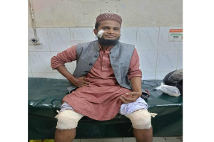 শ্রীমঙ্গল প্রেসক্লাবের কোষাধ্যক্ষ মোঃ এহসানুল হক সড়ক দুর্ঘ*টনায় আহ*ত