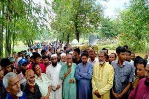 জৈন্তাপুরে ভূমি জরিপের খবরে পাঁচ মৌজার মানুষের বি/ক্ষো/ভ জৈন্তাপুরে ভূমি জরিপের খবরে পাঁচ মৌজার মানুষের বি/ক্ষো/ভ