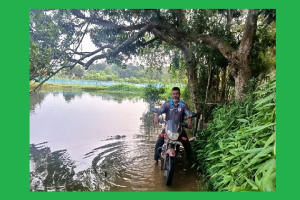 মাধবপুরে পানির নিচে রাস্তা  চরম ভো*গান্তিতে ৮ গ্রামের মানুষ