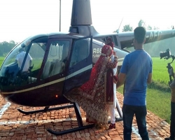 জগন্নাথপুরে বাবার ইচ্ছা পূরণ করতে হেলিকপ্টারে চড়ে বিয়ে করলেন ছেলে