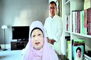 গণতন্ত্র প্রতিষ্ঠায় সবাইকে ঐক্যবদ্ধ থাকতে হবে : খালেদা জিয়া