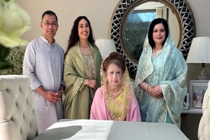 এপ্রিলেই দেশে ফিরছেন খালেদা জিয়া