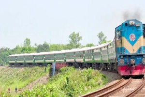 ট্রেনের ধা ক্কা য় নি হ ত বৃদ্ধ, মেয়ের বাড়িতে ফিরলেন লা*শ হয়ে