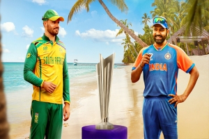 ফাইনালে টস জিতে ব্যাটিংয়ে ভারত