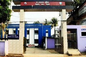 বিশ্বনাথে নারীকে সংঘব'দ্ধ ধ'র্ষণ