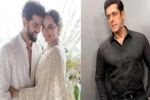 সাত বছর গোপন প্রেম, তবু সালমানের চোখ এড়ায়নি সোনাক্ষী-জাহির সাত বছর গোপন প্রেম, তবু সালমানের চোখ এড়ায়নি সোনাক্ষী-জাহির