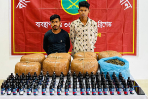 মাধবপুরে ফে*নসিডিল ও গাঁ*জাসহ আ*টক ২