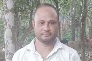 ছাতকে সংবাদকর্মীর বিরুদ্ধে অপপ্রচারঃ লিখিত অভিযোগ দায়ের ছাতকে সংবাদকর্মীর বিরুদ্ধে অপপ্রচারঃ লিখিত অভিযোগ দায়ের
