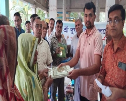 লাখাইয়ে সুবিধা বঞ্চিতদের মাঝে বস্ত্র বিতরণ