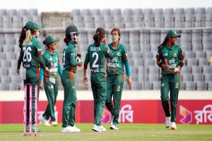 বাংলাদেশকে ১৯৪ রানের লক্ষ্য দিলো আয়ারল্যান্ড