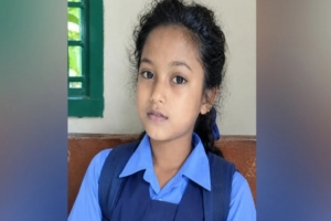 বাবা সাগরে, সাঁকো ভেঙে প্রা*ণ গেল মেয়ের বাবা সাগরে, সাঁকো ভেঙে প্রা*ণ গেল মেয়ের