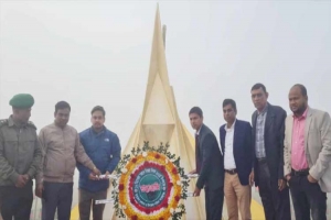 নতুন ইতিহাসের শুভ সূচনা: শায়েস্তাগঞ্জে অস্থায়ী স্মৃতিসৌধে শ্রদ্ধার্ঘ্য অর্পণ
