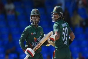 ওয়েস্ট ইন্ডিজকে ৩২২ রানের বিশাল লক্ষ্য দিলো বাংলাদেশ