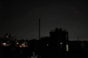 ভা র তে পা কি স্তানের ক্ষে*প ণাস্ত্র হামলা শুরু