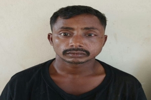মাধবপুরে মা-বাবাকে নি/র্যাতনের অভিযোগে ছেলের এক বছরের কা/রাদণ্ড মাধবপুরে মা-বাবাকে নি/র্যাতনের অভিযোগে ছেলের এক বছরের কা/রাদণ্ড