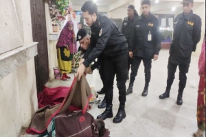 হবিগঞ্জে র‍্যাব-৯ এর শীতার্ত মানুষের মাঝে শীতবস্ত্র বিতরণ