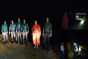 জৈন্তাপুরে অ*বৈধ বালু উত্তোলন: ফেলুডার ও বালুবাহী ট্রাক জব্দ জৈন্তাপুরে অ*বৈধ বালু উত্তোলন: ফেলুডার ও বালুবাহী ট্রাক জব্দ