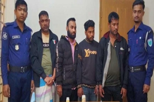 কুলাউড়ায় দেড় শতাধিক ই*য়াবাসহ ৪ ব্যবসায়ী গ্রে প্তা র