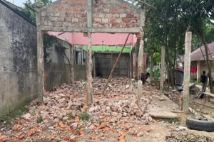 কুলাউড়ায় ভূমি অফিসের ২ কোটি টাকার দ খ ল কৃত জায়গা উদ্ধার
