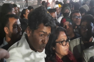 ‘আমাদের সঙ্গে প্র তা র ণা করা হয়েছে, আ  ন্দো ল ন চলবে’