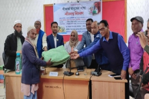জামালগঞ্জ প্রেসক্লাবের আয়োজনে শীতবস্ত্র বিতরণ