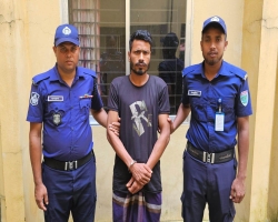 গোয়াইনঘাটে পৃথক অভিযানে ২২৪ বস্তা চিনি ও মোটরসাইকেল সহ গ্রেফতার ১