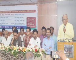 এখন খাতায় কিছু না লিখলেও পাস করা যায় : রিজভী