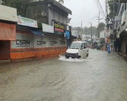 বৃষ্টি-পাহাড়ি ঢলে সুনামগঞ্জে আবারও বেড়েছে পানি, বন্যার আশঙ্কা 